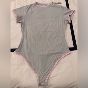 SKIMS NWT Fits Everybody Bodysuit with Pink Trim